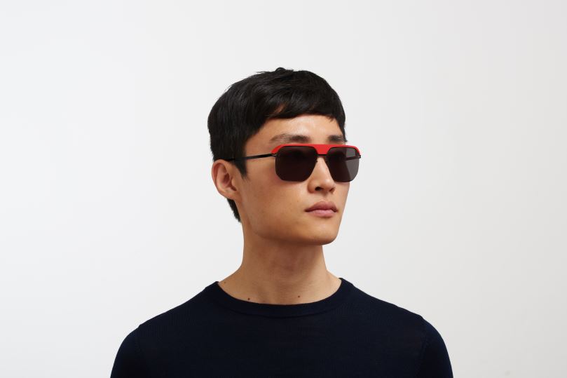 ML06MYKITA Frame: MH55 Leica Red/Black|Lens: Leica Black Solid B260B80 Leica
