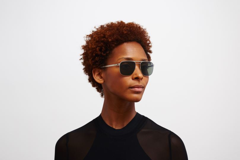 ELIMYKITA Frame: Matte Silver/Black|Lens: Polarized Pro Green B260B17 No1